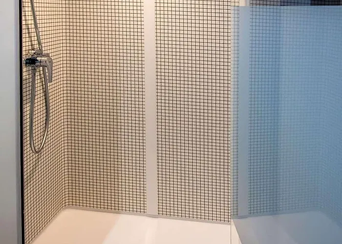 Hotel Ibis Budget Centre 2*