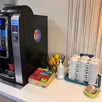 Ibis Budget Centre 2*