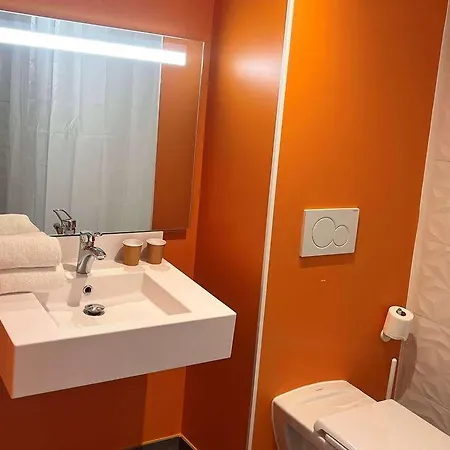 Ξενοδοχείο Ibis Budget Centre 2*
