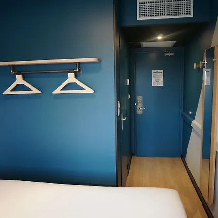 Ibis Budget Centre 2*
