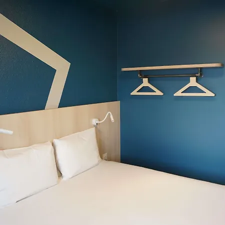 Ibis Budget Centre מלון 2*