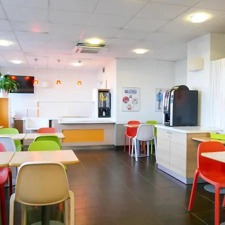 Ibis Budget Centre Hotel 2*