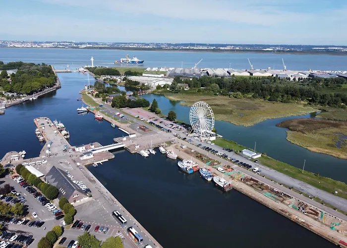 Ibis Budget Centre فندق